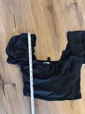 Urban Outfitters Black Puff Sleeve Crop Top